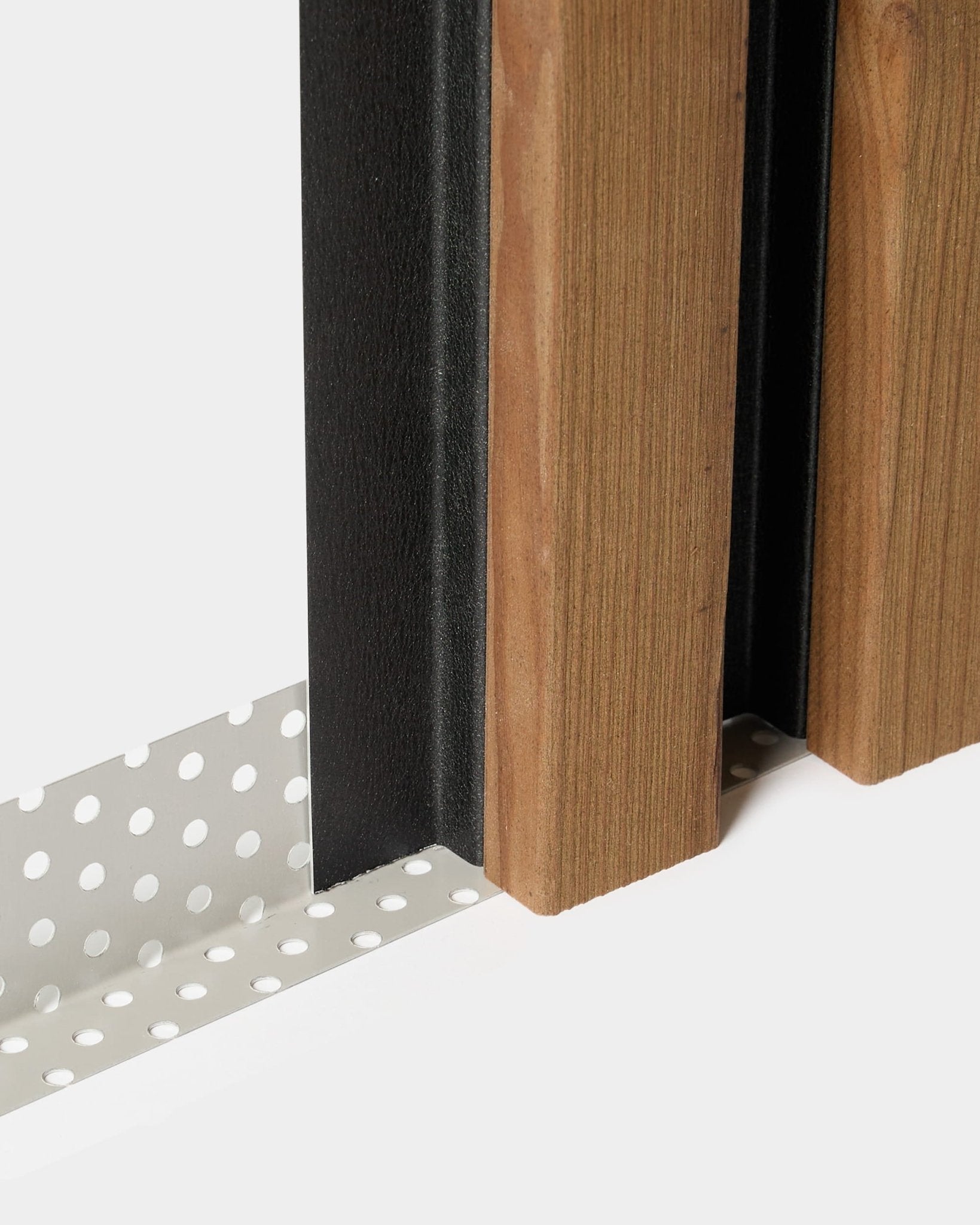 Aluwood aluminium slat panel with wood-effect slats, black profile and perforated mounting bracket on white background.