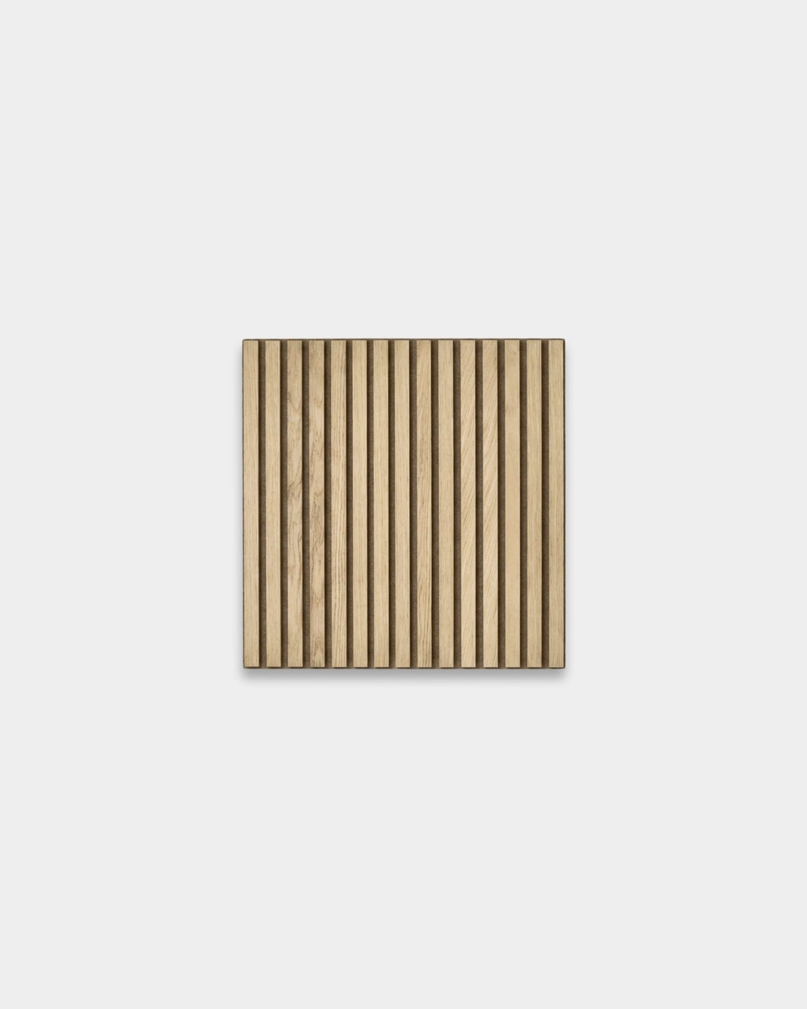 WoodUpp Akupixel 60x60 cm acoustic panel in natural wood Carolina Oak with dark beige felt backing, displayed square on a plain white background.