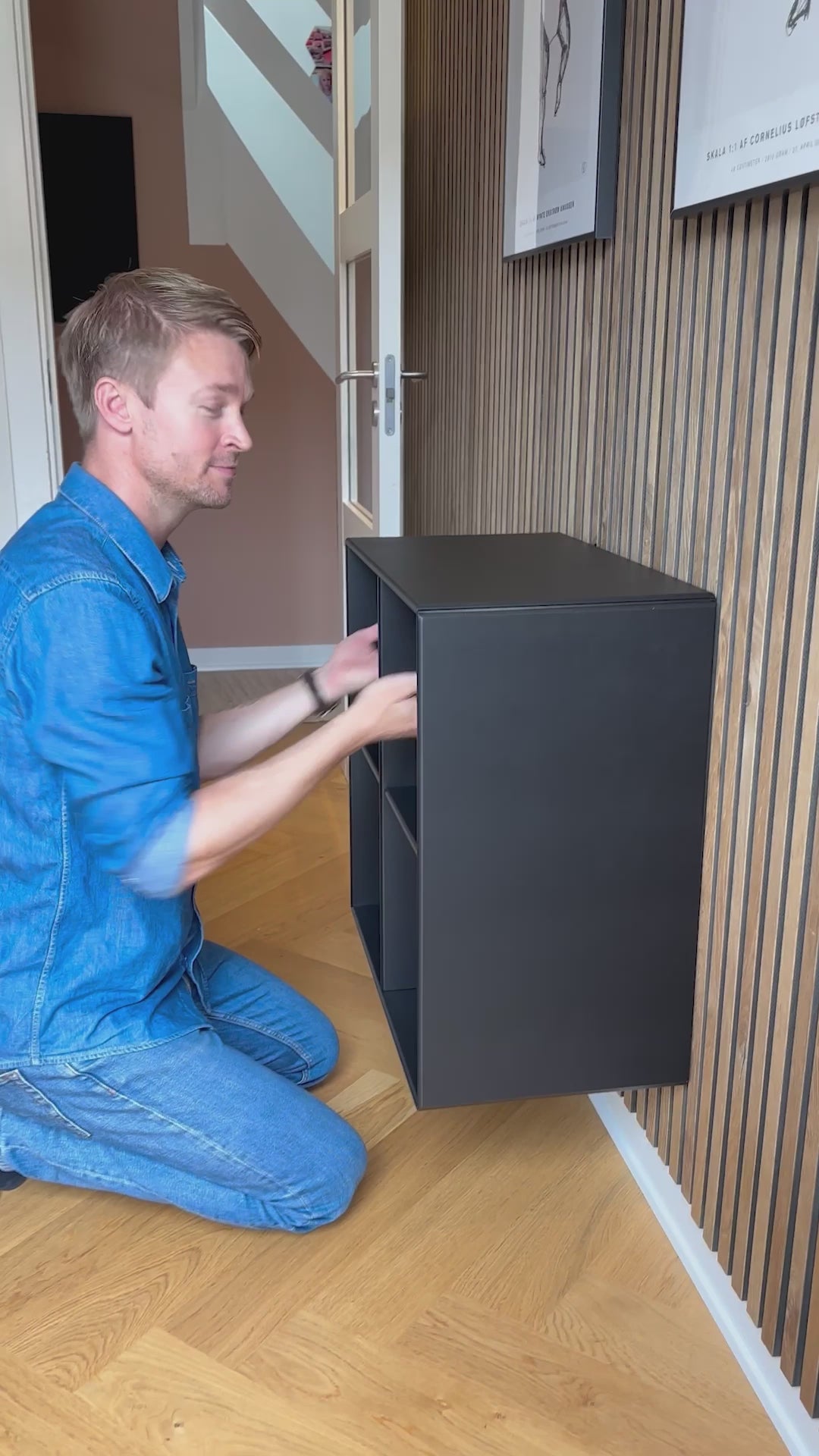 Arka | Open Cabinet / Black